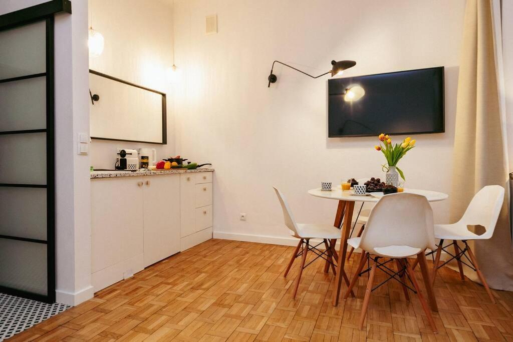 Charming Apartment Next To The Old Town! Varsóvia Exterior foto